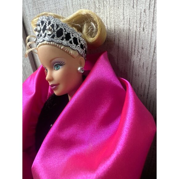 1998 Happy Holidays Special Edition Barbie Doll Mattel - Picture 4 of 8